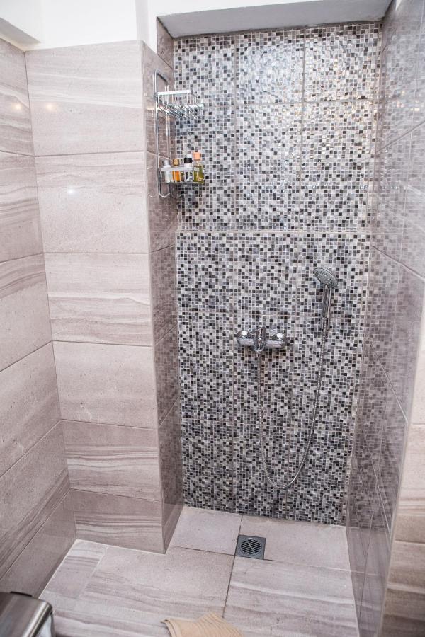 Stylish, Comfortable, Basement Loft-Like Apartment With Amenities Athen Eksteriør billede