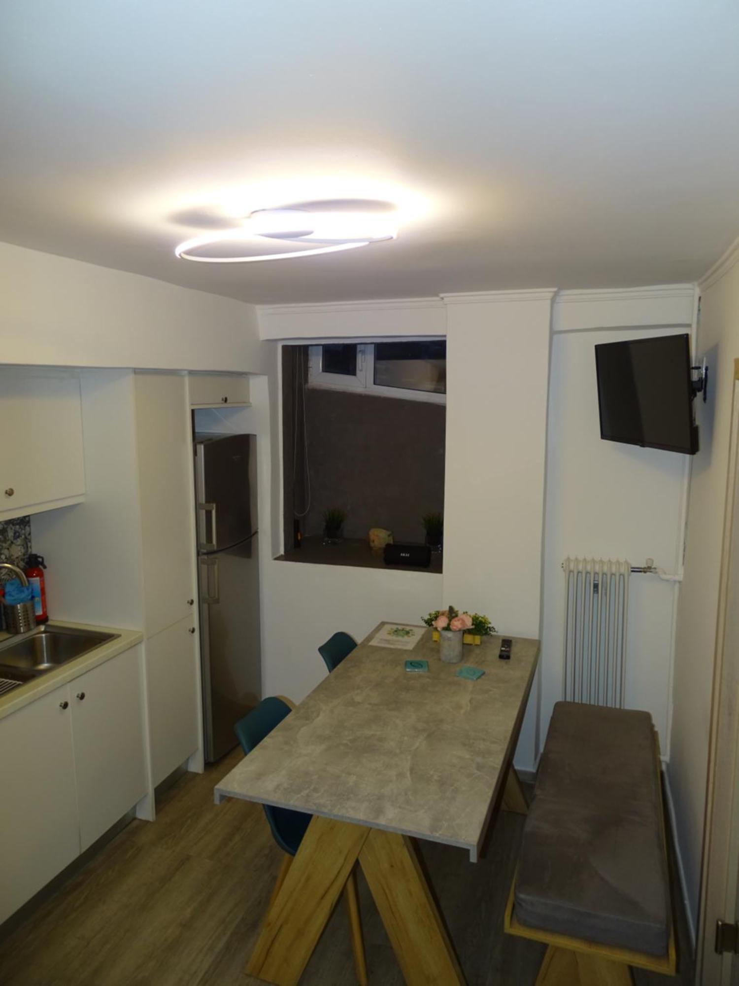 Stylish, Comfortable, Basement Loft-Like Apartment With Amenities Athen Eksteriør billede